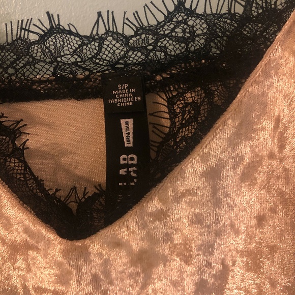 Design Lab Crushed Velvet Cami - Picture 2 of 2